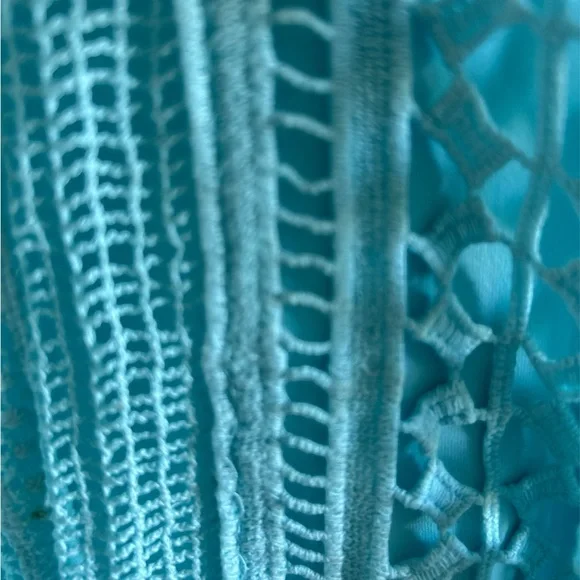 Beautiful turquoise blue caftan-style blouse - Picture 3 of 3